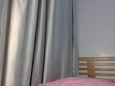 Snapshot of Eclypse1 chatting on July 10, 11:07 pm Eclypse1 online show from July 10, 11:07 pm