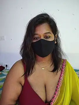 Snapshot of beauty_lisa- chatting on July 10, 2:19 pm beauty lisa- online show from July 10, 2:19 pm