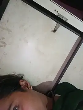 cutegirlHotpussy online show from August 1, 1:38 am