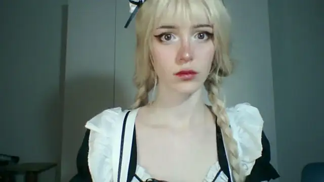 Snapshot of KayleneWesterberg chatting on July 3, 3:18 pm KayleneWesterberg online show from July 3, 3:18 pm