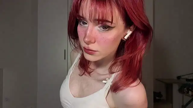 Snapshot of KayleneWesterberg chatting on July 17, 3:07 pm KayleneWesterberg online show from July 17, 3:07 pm