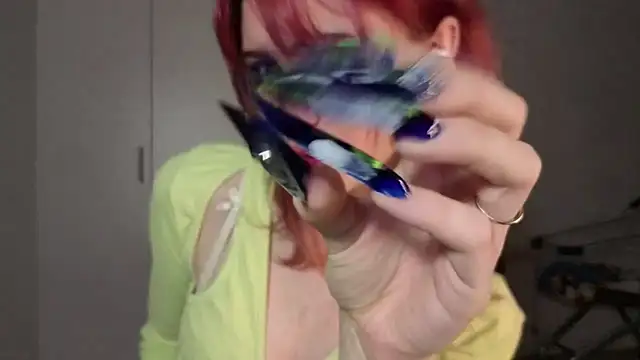 Snapshot of KayleneWesterberg chatting on July 20, 3:03 pm KayleneWesterberg online show from July 20, 3:03 pm