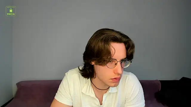 Snapshot of Valo_Cross chatting on June 17, 11:12 am Valo Cross online show from June 17, 11:12 am