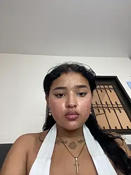 Snapshot of maryale01 chatting on June 20, 7:49 pm maryale01 online show from June 20, 7:49 pm