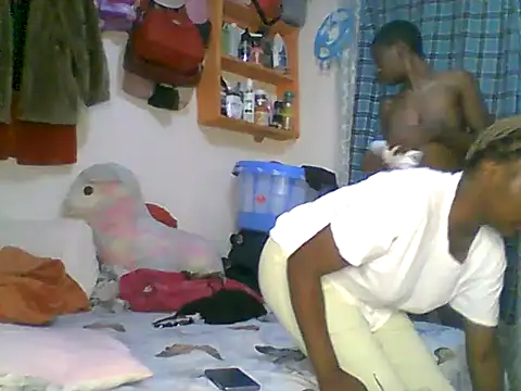 Snapshot of Ladysweetness23 chatting on July 21, 4:48 am Ladysweetness23 online show from July 21, 4:48 am