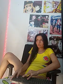 Snapshot of StefanyLoversXXX chatting on June 16, 2:14 am StefanyLoversXXX online show from June 16, 2:14 am