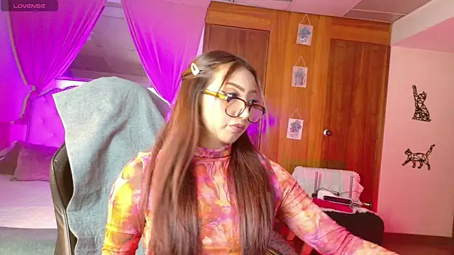 Snapshot of Cattleya_Love chatting on July 23, 3:15 am Cattleya Love online show from July 23, 3:15 am