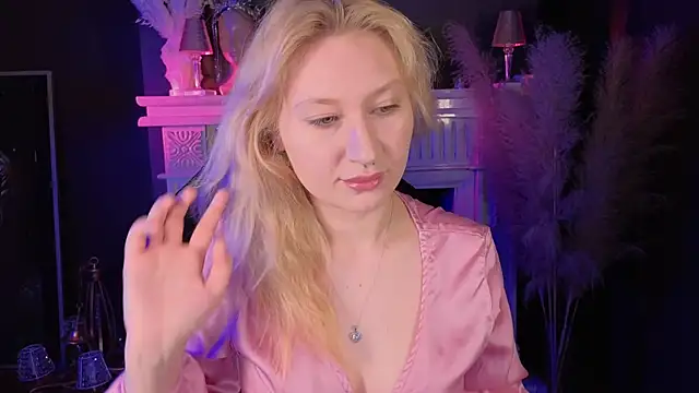 So sofia online show from June 17, 9:38 pm