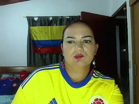 Snapshot of Ariel_691 chatting on June 17, 10:10 pm Ariel 691 online show from June 17, 10:10 pm