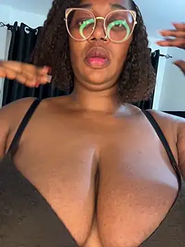 Honeylust26 online show from June 18, 11:58 am