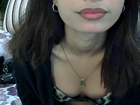 Snapshot of ITZ_ISHITA chatting on August 1, 3:00 pm ITZ ISHITA online show from August 1, 3:00 pm