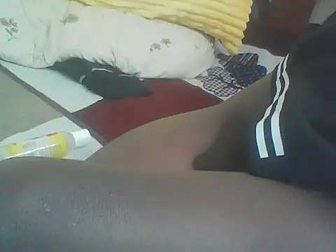 cutechocolate online show from June 20, 2:58 am