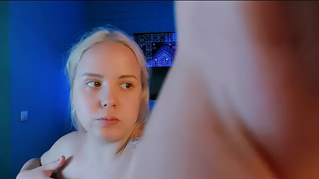 Snapshot of stellawatts chatting on July 27, 12:01 pm stellawatts online show from July 27, 12:01 pm