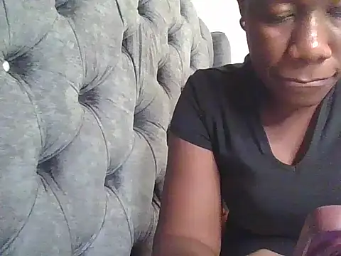 Snapshot of SWEET-SHERRYL chatting on July 4, 9:37 am SWEET-SHERRYL online show from July 4, 9:37 am