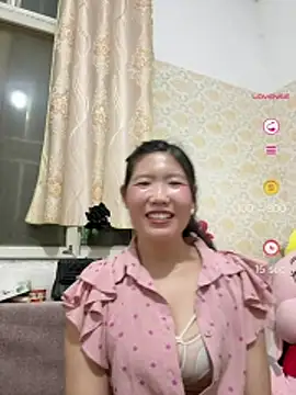 Snapshot of huangjialipao005 chatting on June 24, 12:59 pm huangjialipao005 online show from June 24, 12:59 pm