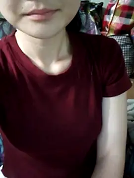 Snapshot of Cerry-cc chatting on June 14, 10:34 pm Cerry-cc online show from June 14, 10:34 pm