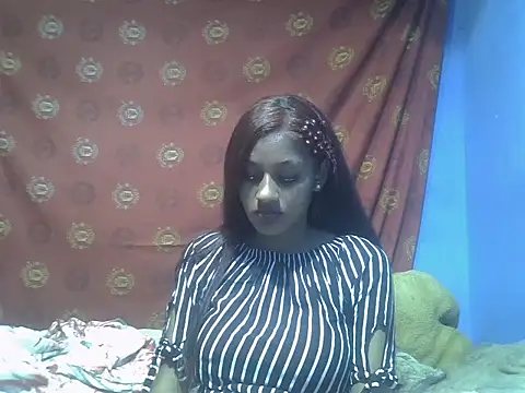 Snapshot of indianbeauty980 chatting on August 5, 6:55 pm indianbeauty980 online show from August 5, 6:55 pm