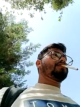 Snapshot of Alessandrino_09 chatting on July 14, 11:05 am Alessandrino 09 online show from July 14, 11:05 am