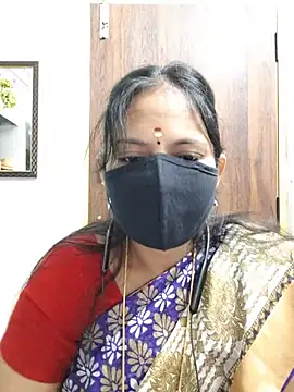 Snapshot of Tamil_white_beauty chatting on June 20, 3:48 pm Tamil white beauty online show from June 20, 3:48 pm