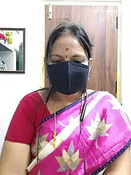 Snapshot of Tamil_white_beauty chatting on June 25, 8:41 am Tamil white beauty online show from June 25, 8:41 am
