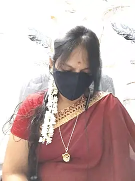 Snapshot of Tamil_white_beauty chatting on July 28, 5:23 pm Tamil white beauty online show from July 28, 5:23 pm