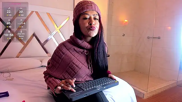 Sky Collins  online show from June 16, 3:47 pm