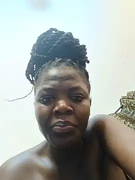 Snapshot of Black_prettty chatting on June 19, 3:11 am Black prettty online show from June 19, 3:11 am