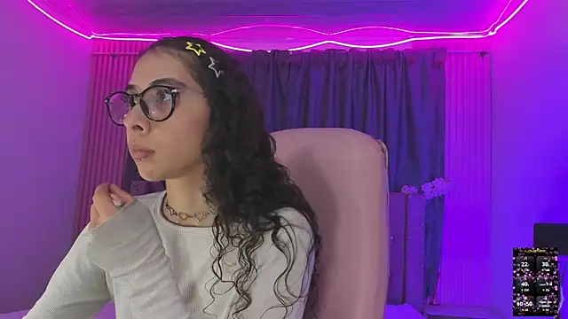 Sarah Moon1 online show from June 15, 3:53 am