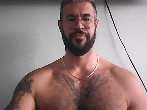 Snapshot of mrbighairychest chatting on June 25, 3:27 pm mrbighairychest online show from June 25, 3:27 pm