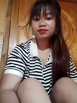 Snapshot of -Hezy- chatting on June 14, 10:12 pm -Hezy- online show from June 14, 10:12 pm