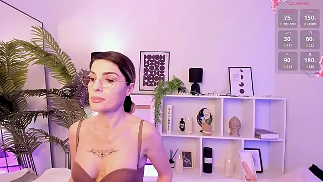 Snapshot of Adele__Novak chatting on July 9, 8:24 pm Adele Novak online show from July 9, 8:24 pm