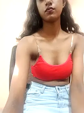 Snapshot of kavita_45 chatting on July 25, 11:52 am kavita 45 online show from July 25, 11:52 am