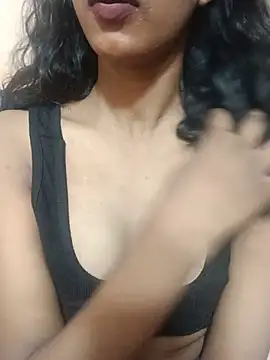 Snapshot of kavita_45 chatting on July 31, 12:48 pm kavita 45 online show from July 31, 12:48 pm