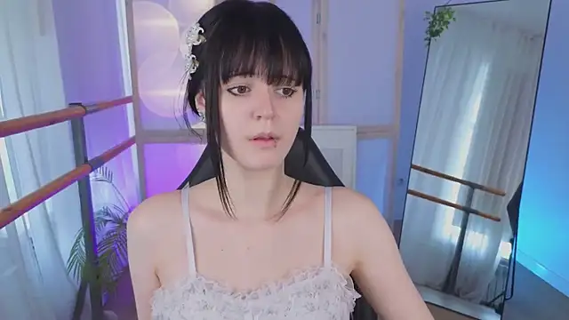 Michelle Rain online show from July 22, 1:36 pm