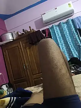 Snapshot of munnibhabhi072 chatting on July 2, 6:58 pm munnibhabhi072 online show from July 2, 6:58 pm