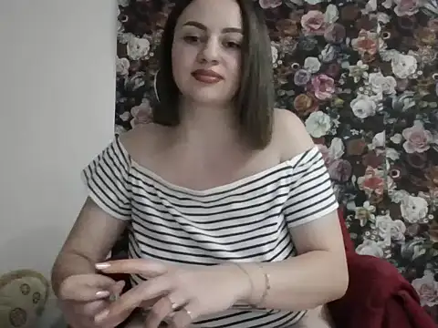 Snapshot of MaraJennyfer chatting on July 2, 11:55 pm MaraJennyfer online show from July 2, 11:55 pm