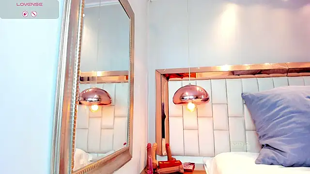 Dark Monserrat18 online show from June 20, 8:11 pm