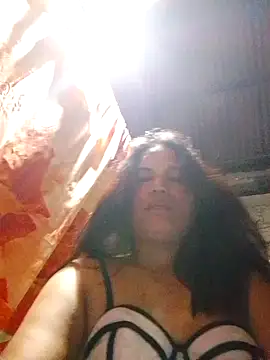Snapshot of Scarletkiss01 chatting on June 26, 1:15 pm Scarletkiss01 online show from June 26, 1:15 pm