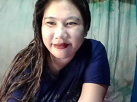 Snapshot of Islandbabe22 chatting on June 23, 1:20 pm Islandbabe22 online show from June 23, 1:20 pm