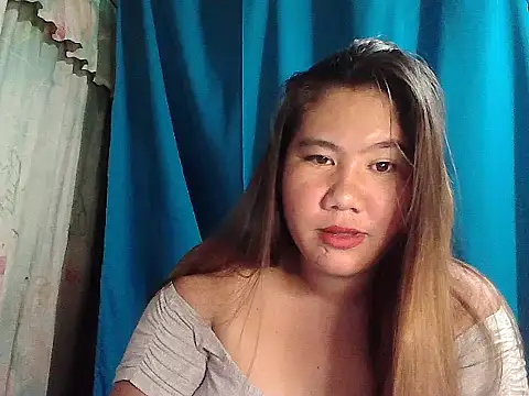 Snapshot of Islandbabe22 chatting on July 20, 11:01 am Islandbabe22 online show from July 20, 11:01 am