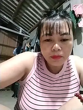 Snapshot of -Lemi- chatting on July 15, 11:48 am -Lemi- online show from July 15, 11:48 am