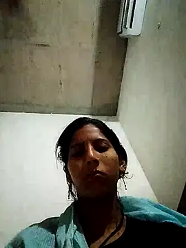 cutiegirlll online show from July 7, 10:14 pm