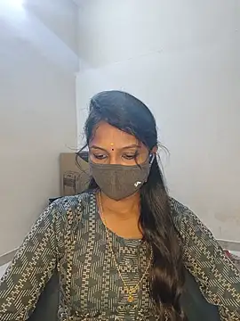 Snapshot of YALINITWO7_TAMIL chatting on June 14, 4:42 pm YALINITWO7 TAMIL online show from June 14, 4:42 pm