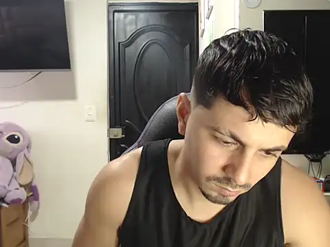Snapshot of Sebas_Blessed chatting on June 17, 6:53 pm Sebas Blessed online show from June 17, 6:53 pm