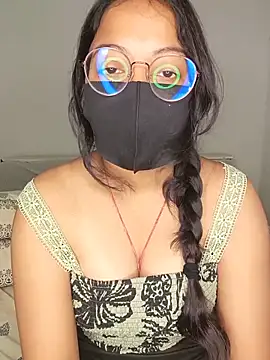 Snapshot of hottydisha chatting on June 27, 3:33 am hottydisha online show from June 27, 3:33 am