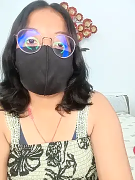 Snapshot of hottydisha chatting on August 2, 3:38 am hottydisha online show from August 2, 3:38 am