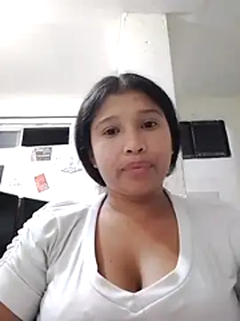 Snapshot of Nati_linda chatting on June 17, 3:31 am Nati linda online show from June 17, 3:31 am