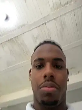 Snapshot of dereck_jay- chatting on August 2, 1:20 pm dereck jay- online show from August 2, 1:20 pm