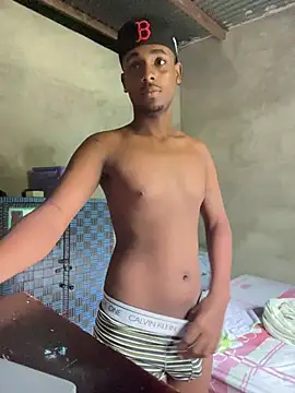 Snapshot of dereck_jay- chatting on August 5, 1:25 pm dereck jay- online show from August 5, 1:25 pm