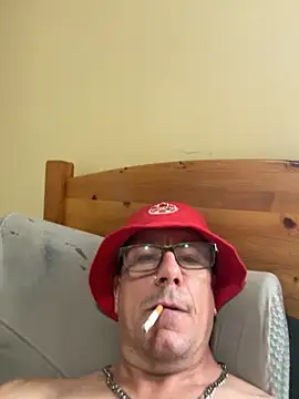 Snapshot of Dicklegend2245 chatting on June 27, 5:07 pm Dicklegend2245 online show from June 27, 5:07 pm